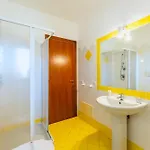 Isa-apartments With Air Conditioning And Outdoor Private Space In With Swimming-pool In Palau, Only 150 Meters From The Sea Lejlighedshotel 3*
