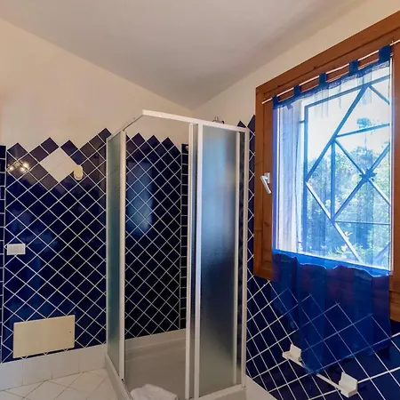 Isa-apartments With Air Conditioning And Outdoor Private Space In With Swimming-pool In Palau, Only 150 Meters From The Sea Lejlighedshotel 4*