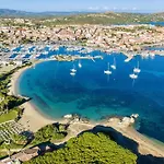 Isa-apartments With Air Conditioning And Outdoor Private Space In With Swimming-pool In Palau, Only 150 Meters From The Sea Apartahotel 3*