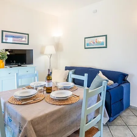 Aparthotel Isa-apartments With Air Conditioning And Outdoor Private Space In With Swimming-pool In Palau, Only 150 Meters From The Sea Palau