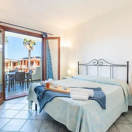 Isa-apartments With Air Conditioning And Outdoor Private Space In With Swimming-pool In Palau, Only 150 Meters From The Sea 3*