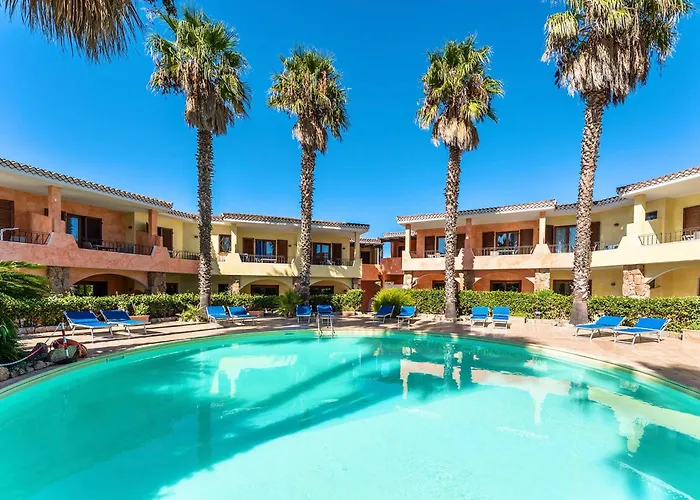 Isa-apartments With Air Conditioning And Outdoor Private Space In With Swimming-pool In Palau, Only 150 Meters From The Sea 4* Палау