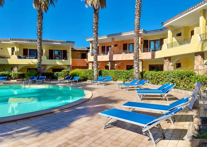 Isa-apartments With Air Conditioning And Outdoor Private Space In With Swimming-pool In Palau, Only 150 Meters From The Sea 4*