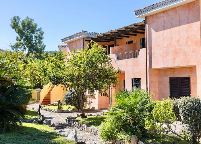 Isa-apartments With Air Conditioning And Outdoor Private Space In With Swimming-pool In Palau, Only 150 Meters From The Sea 4*