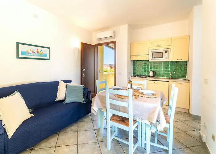 Isa-apartments With Air Conditioning And Outdoor Private Space In With Swimming-pool In Palau, Only 150 Meters From The Sea Палау